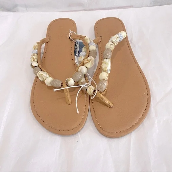 Woman's Cindy Beaded Flip Flop Sandals - Universal Thread Tan Size 6.5 - Picture 2 of 5